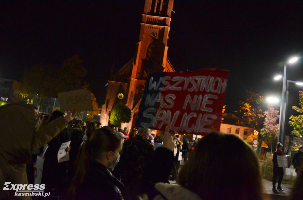 Kartuzy. Protest przeciwko zaostrzeniu prawa do aborcji