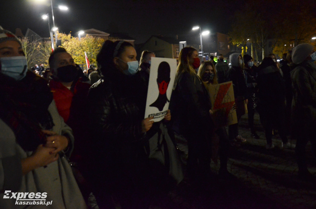 Kartuzy. Protest przeciwko zaostrzeniu prawa do aborcji