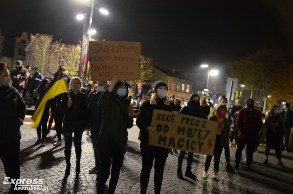 Kartuzy. Protest przeciwko zaostrzeniu prawa do aborcji