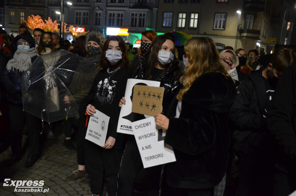 Kartuzy. Protest przeciwko zaostrzeniu prawa do aborcji