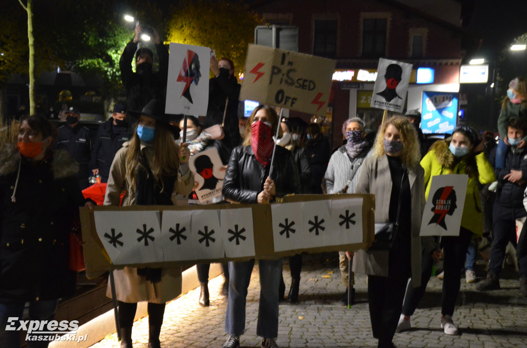 Kartuzy. Protest przeciwko zaostrzeniu prawa do aborcji