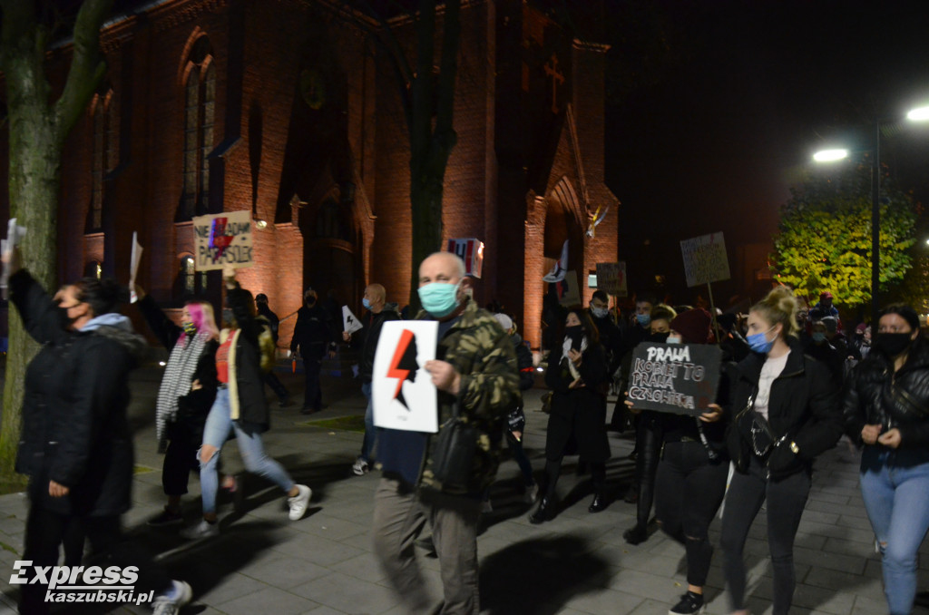 Kartuzy. Protest przeciwko zaostrzeniu prawa do aborcji