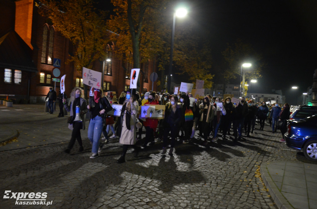 Kartuzy. Protest przeciwko zaostrzeniu prawa do aborcji