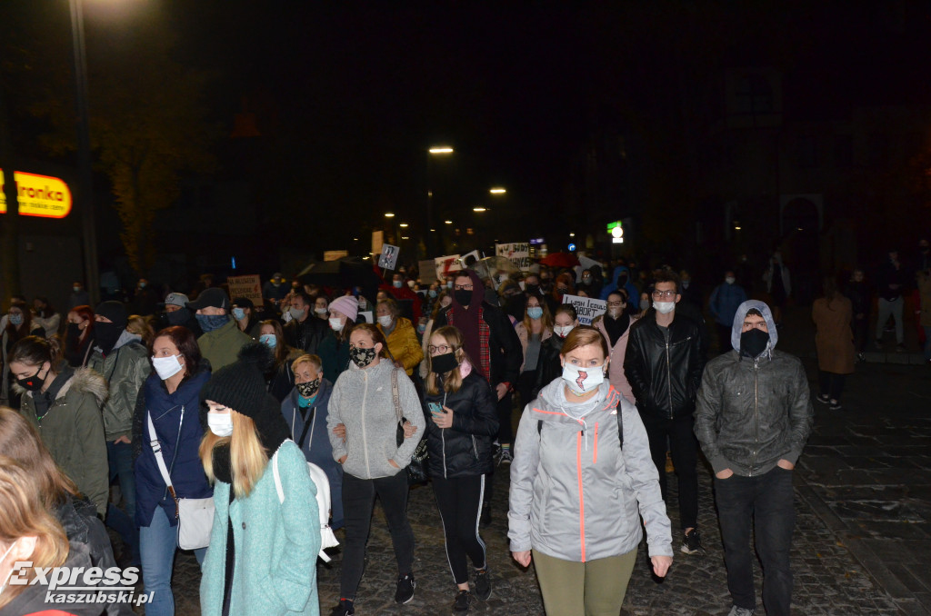 Kartuzy. Protest przeciwko zaostrzeniu prawa do aborcji