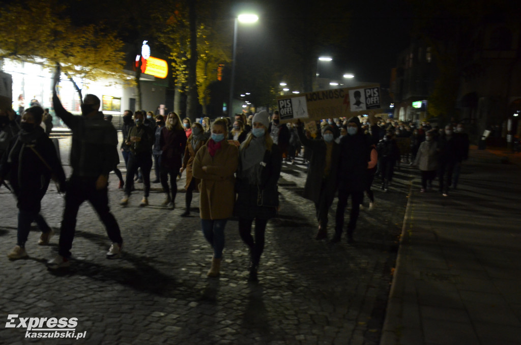 Kartuzy. Protest przeciwko zaostrzeniu prawa do aborcji