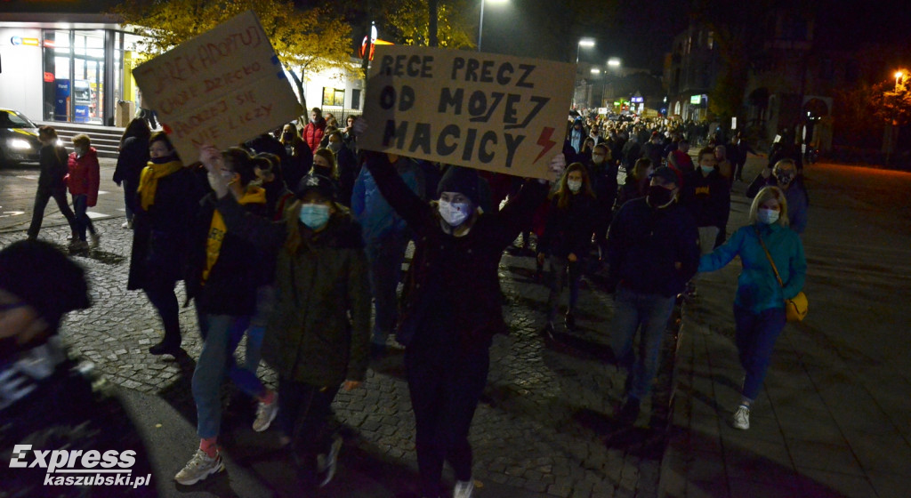 Kartuzy. Protest przeciwko zaostrzeniu prawa do aborcji