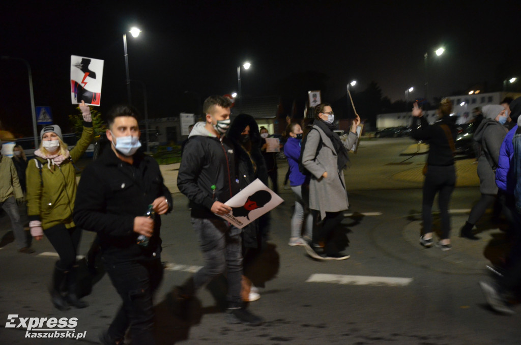 Kartuzy. Protest przeciwko zaostrzeniu prawa do aborcji