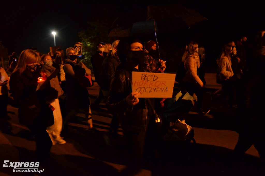 Kartuzy. Protest przeciwko zaostrzeniu prawa do aborcji