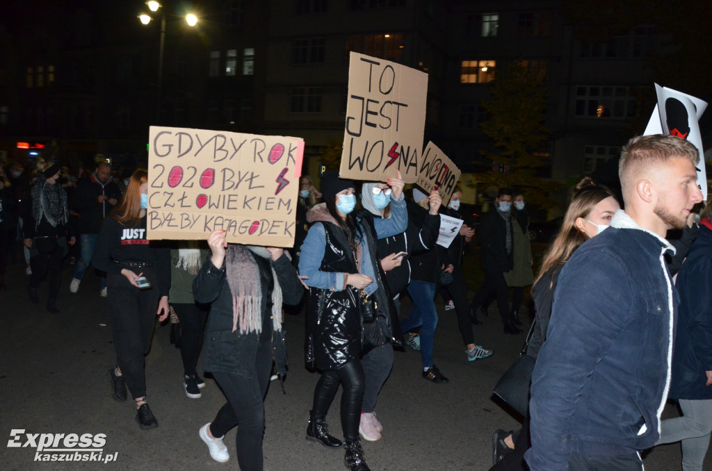 Kartuzy. Protest przeciwko zaostrzeniu prawa do aborcji