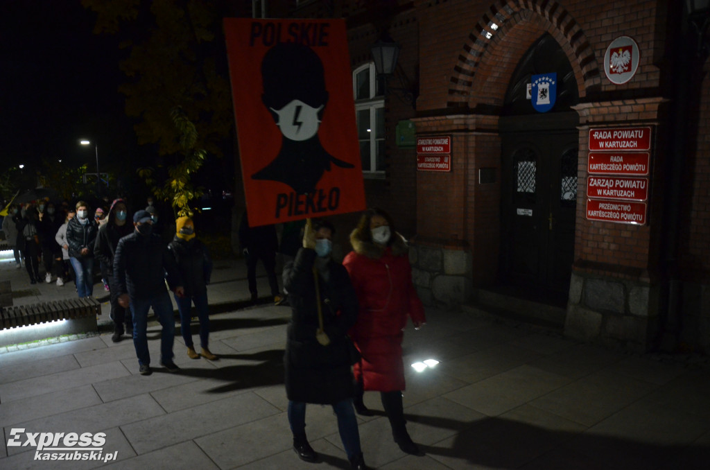 Kartuzy. Protest przeciwko zaostrzeniu prawa do aborcji