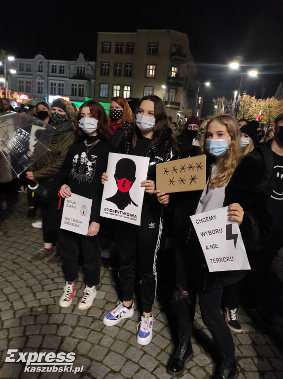 Kartuzy. Protest przeciwko zaostrzeniu prawa do aborcji