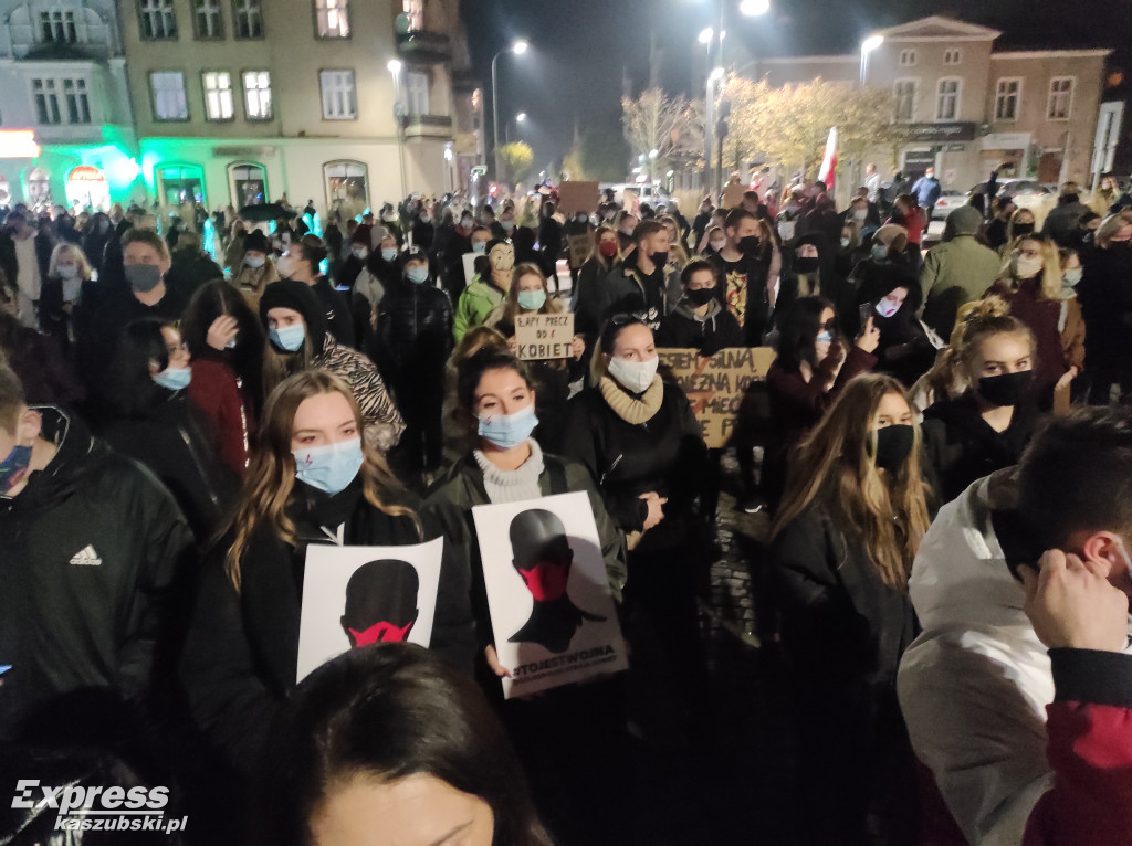 Kartuzy. Protest przeciwko zaostrzeniu prawa do aborcji