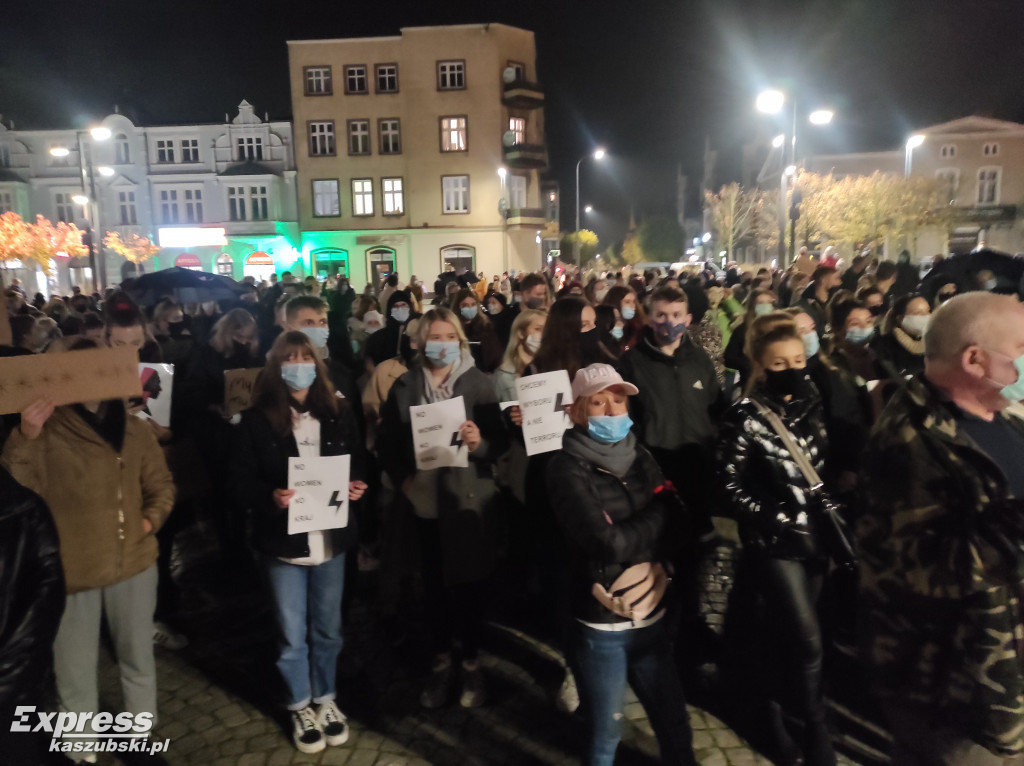 Kartuzy. Protest przeciwko zaostrzeniu prawa do aborcji