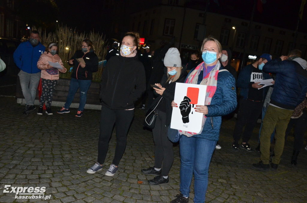 Kartuzy. Protest przeciwko zaostrzeniu prawa do aborcji