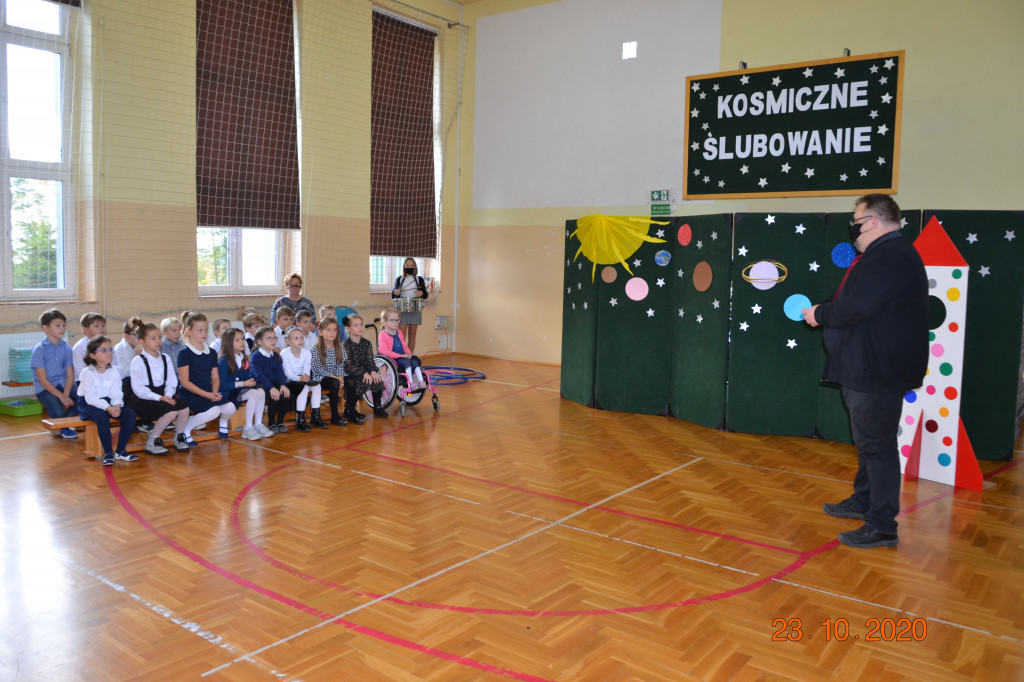 Ślubowanie w SP nr 1 w Żukowie