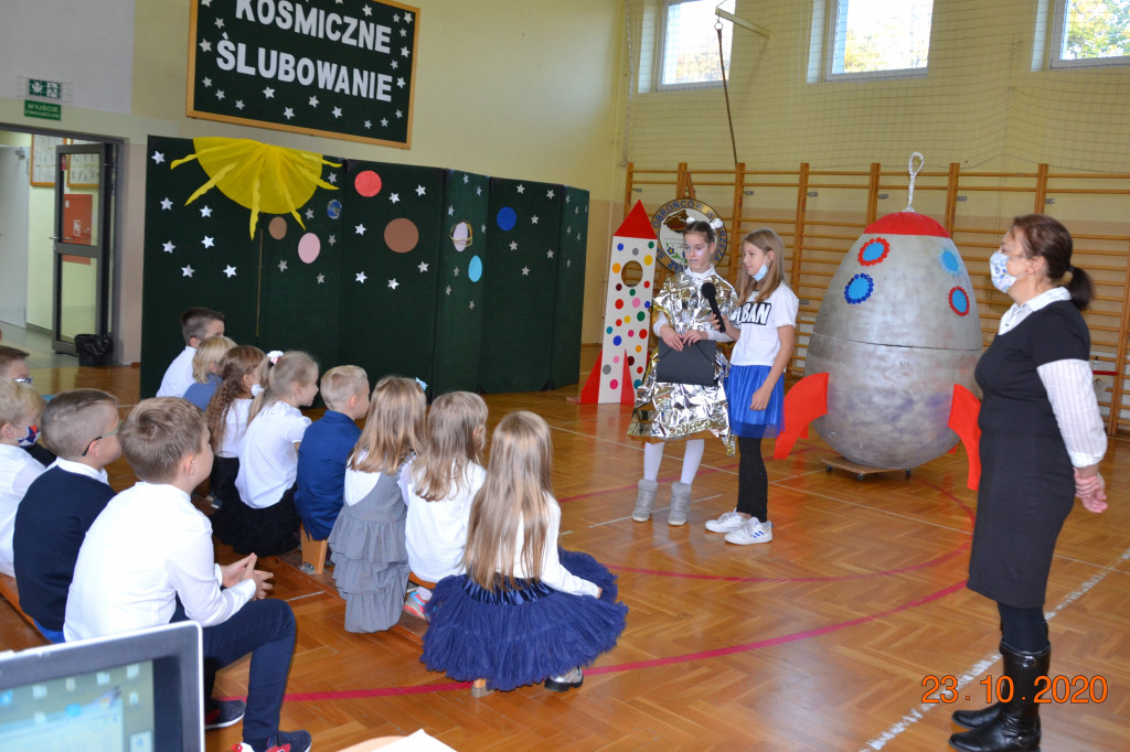 Ślubowanie w SP nr 1 w Żukowie