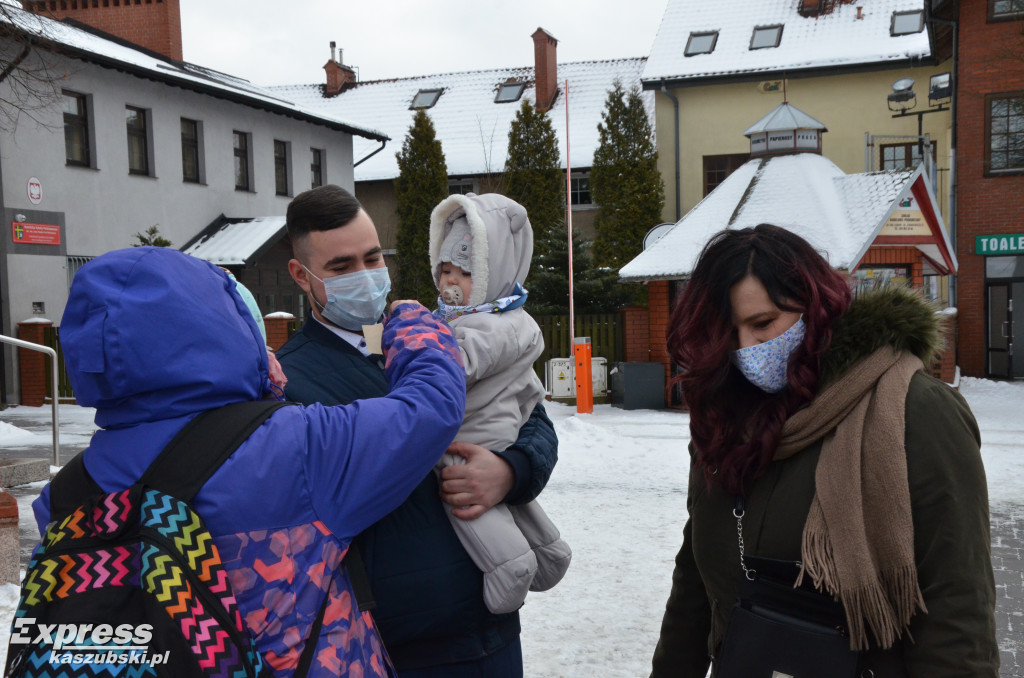 Wolontariusze WOŚP kwestują w Kartuzach