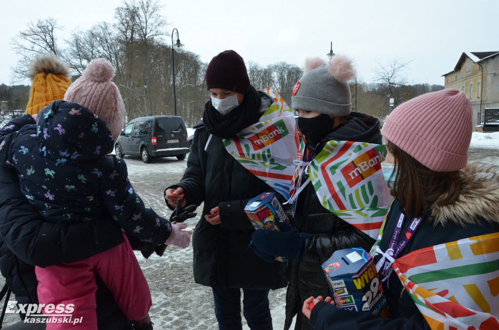 Wolontariusze WOŚP kwestują w Kartuzach