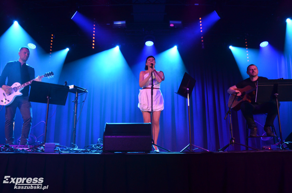 Żukowo. koncert zespołu Inkolinia