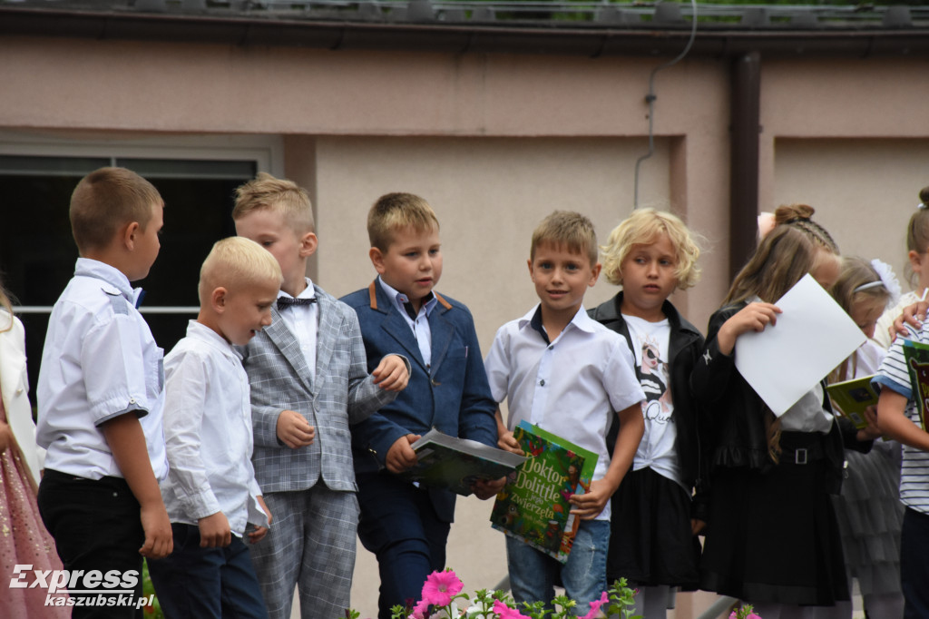 Zakończenie roku szkolnego w Małej Szkole w Szopie