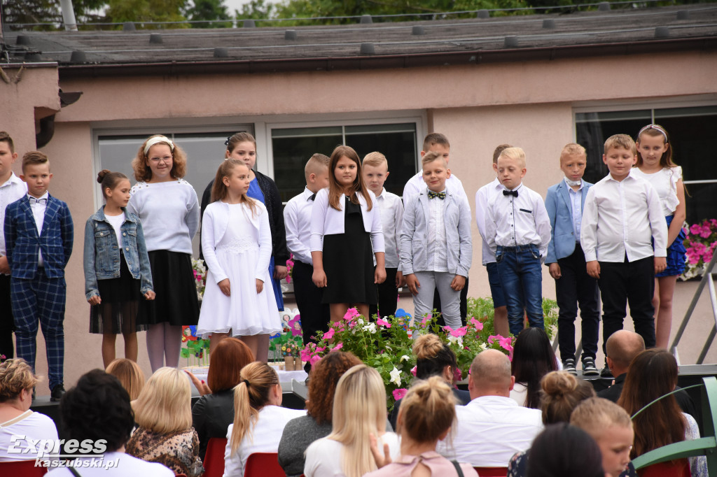 Zakończenie roku szkolnego w Małej Szkole w Szopie