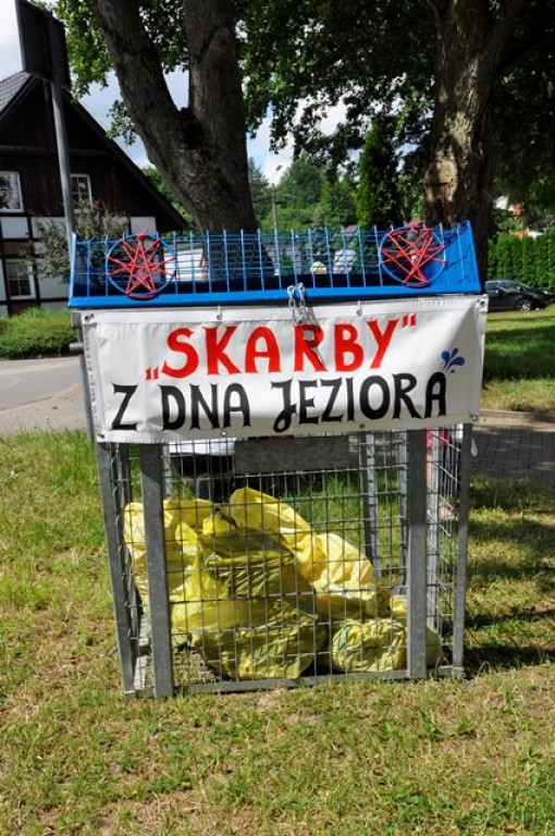 Sprzątanie Jez. Białego w Chmielnie