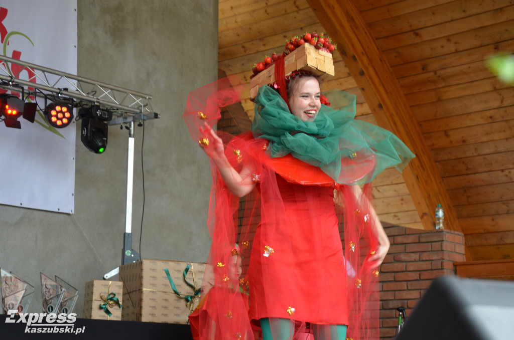 V Festiwal Truskawek Kaszubskich w Chmielnie
