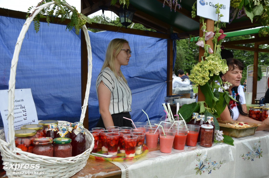 V Festiwal Truskawek Kaszubskich w Chmielnie
