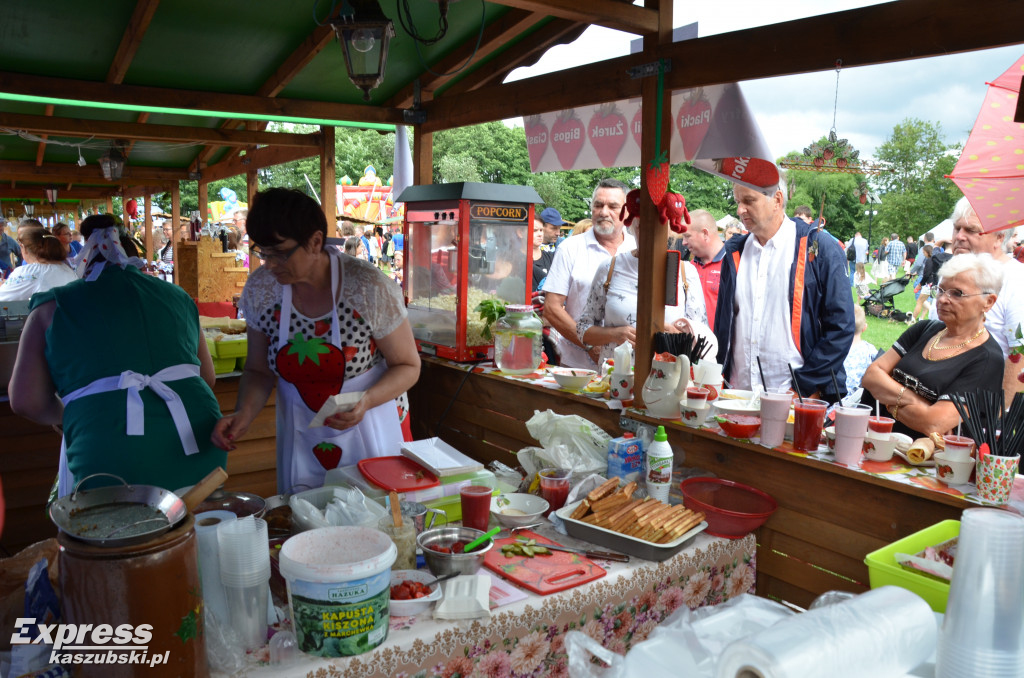 V Festiwal Truskawek Kaszubskich w Chmielnie