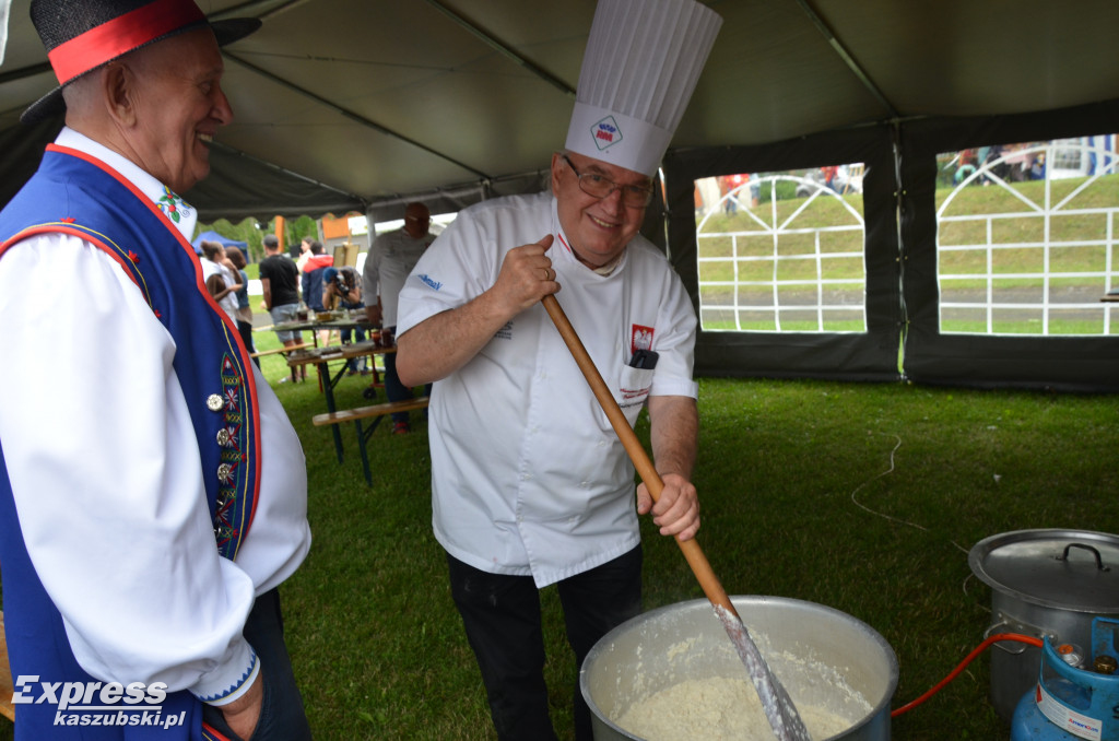V Festiwal Truskawek Kaszubskich w Chmielnie