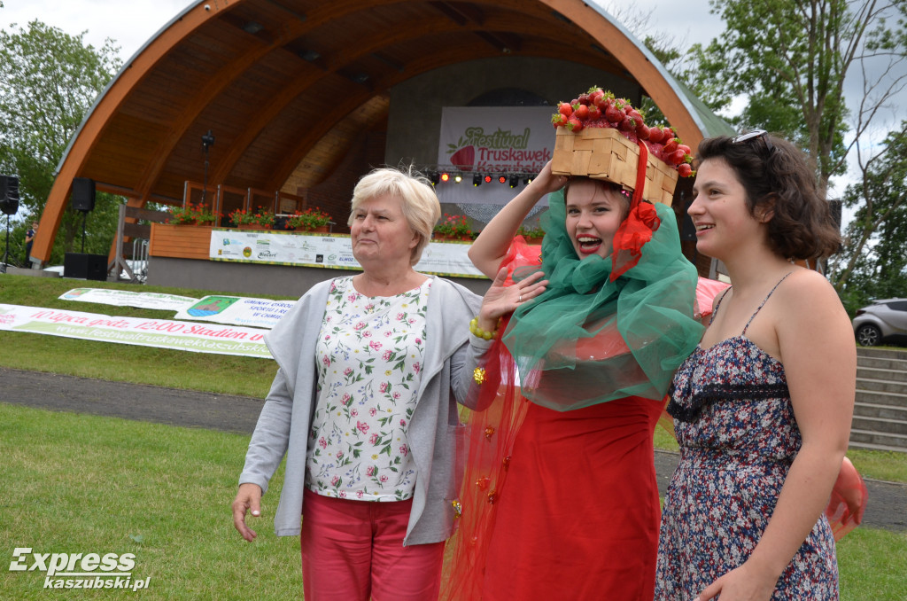 V Festiwal Truskawek Kaszubskich w Chmielnie