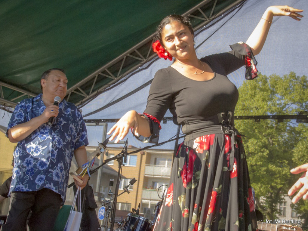Muzyka Świata na Rynku - zespół Hitano