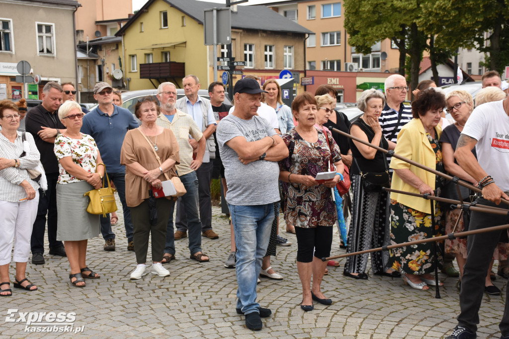 Tour de Konstytucja w Kartuzach