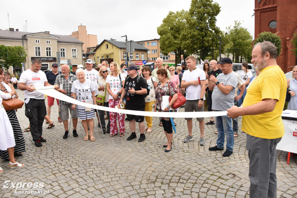 Tour de Konstytucja w Kartuzach
