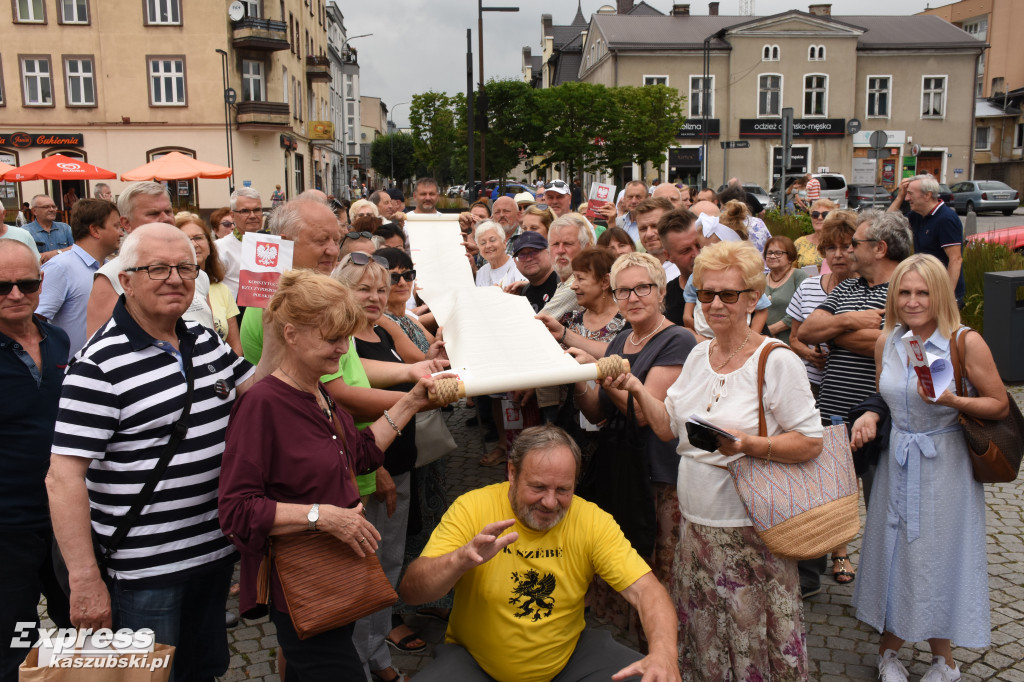 Tour de Konstytucja w Kartuzach