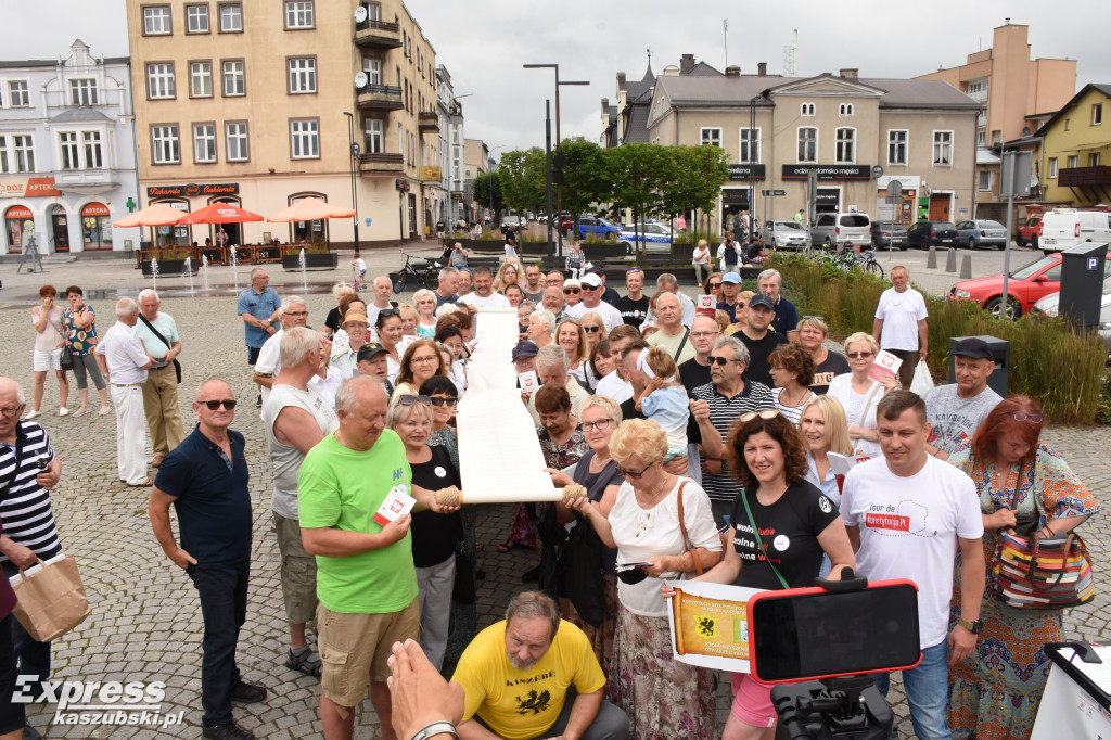 Tour de Konstytucja w Kartuzach