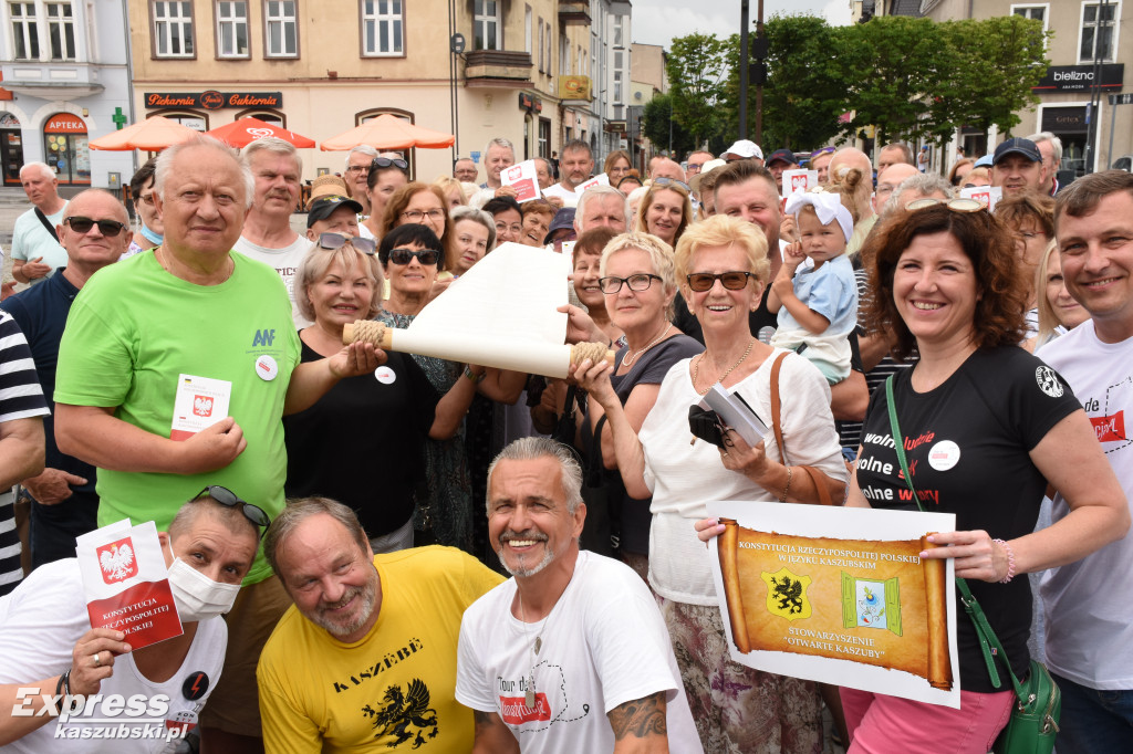 Tour de Konstytucja w Kartuzach