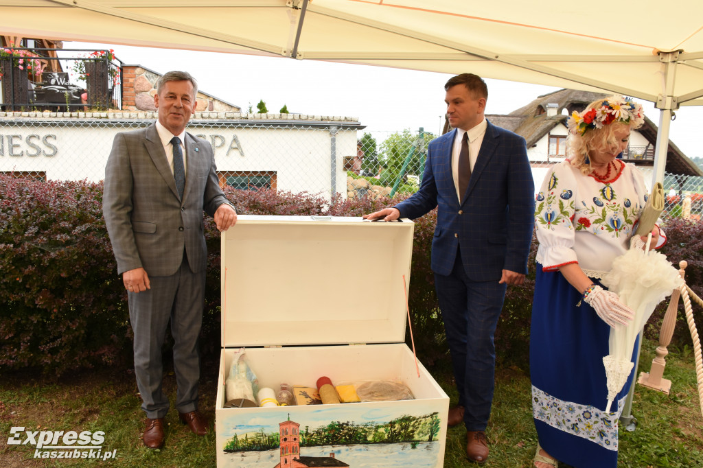Kapsuła czasu zakopana w Chmielnie