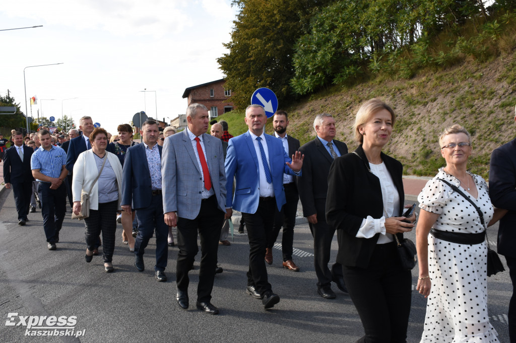 Dożynki gminno - parafialne w Miechucinie