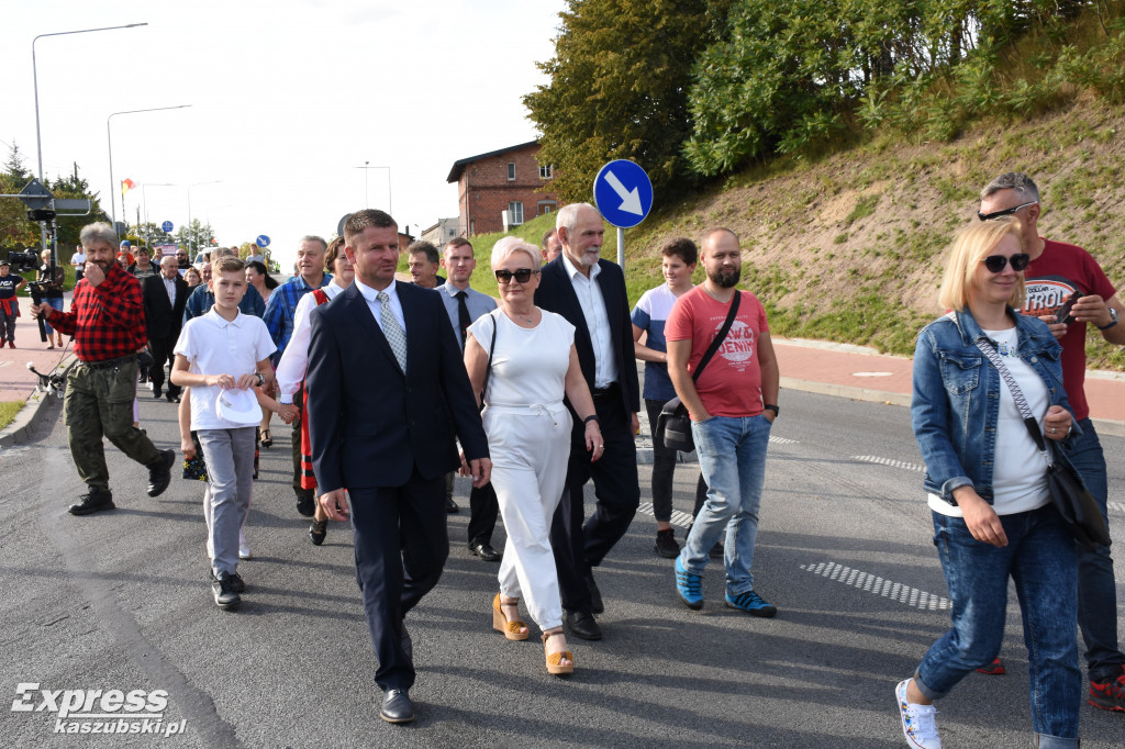 Dożynki gminno - parafialne w Miechucinie