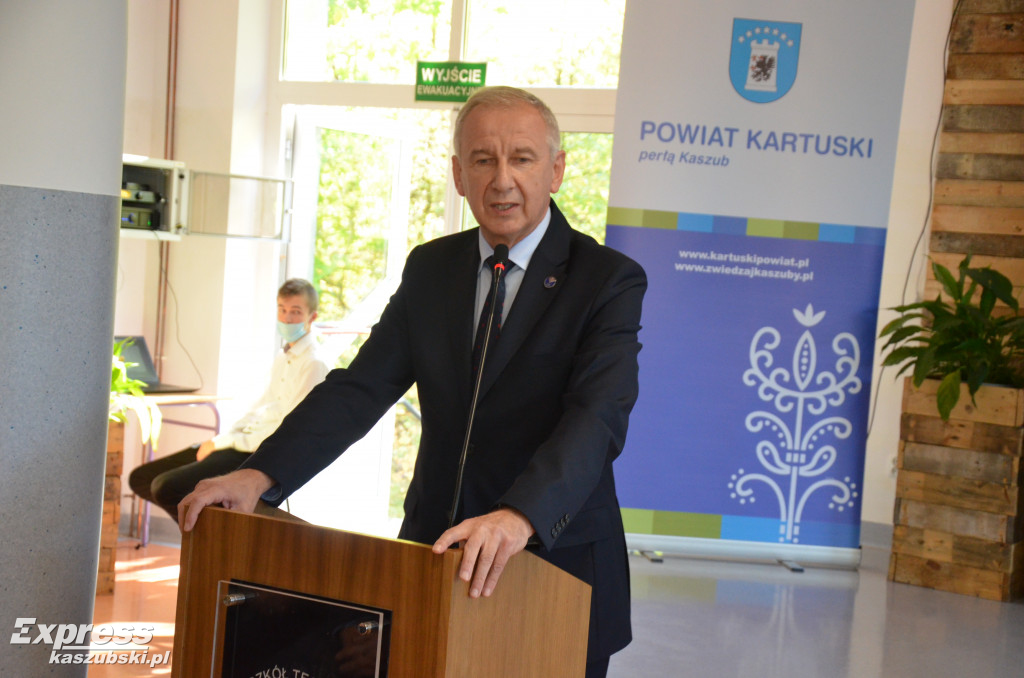 Wręczenie stypendiów starosty