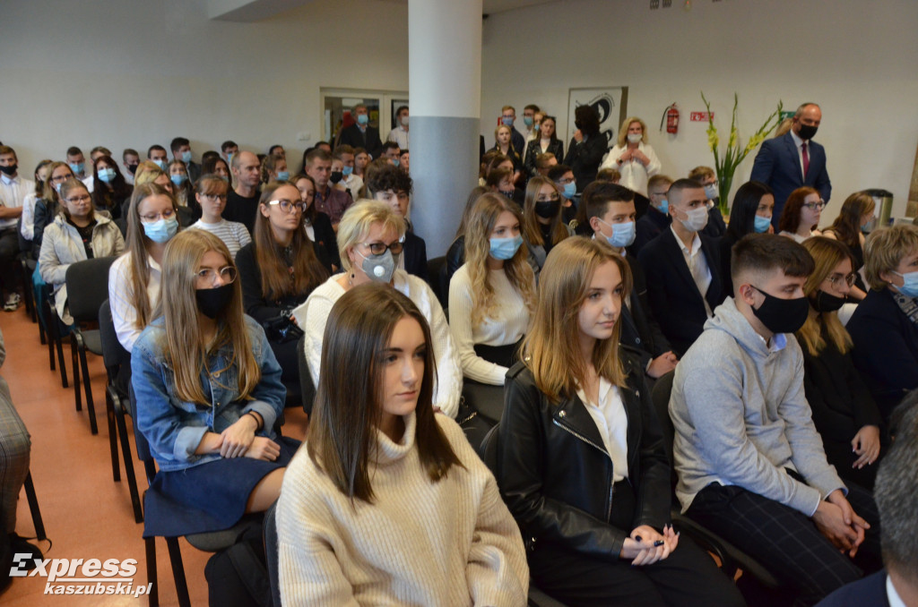Wręczenie stypendiów starosty