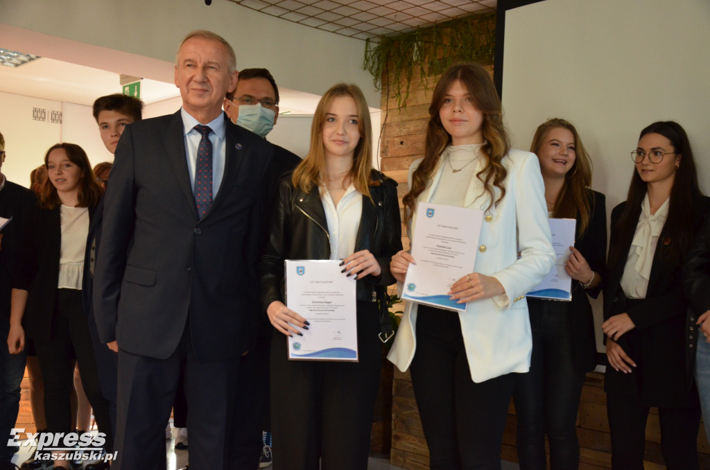 Wręczenie stypendiów starosty
