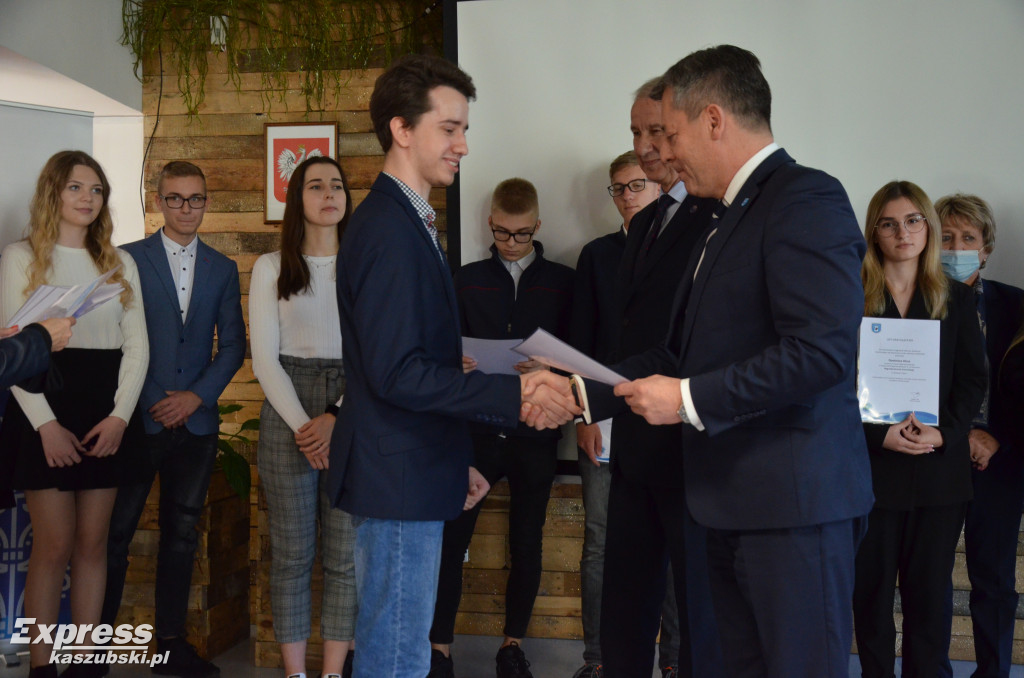 Wręczenie stypendiów starosty