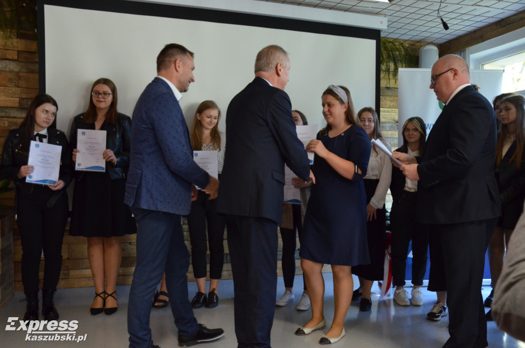 Wręczenie stypendiów starosty