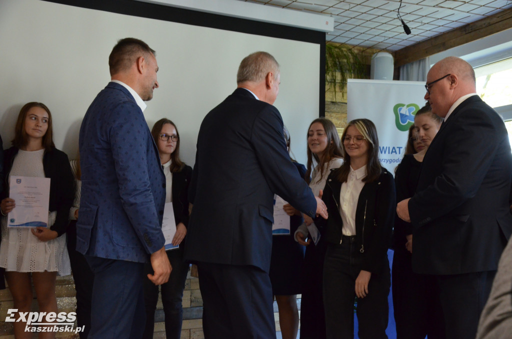 Wręczenie stypendiów starosty