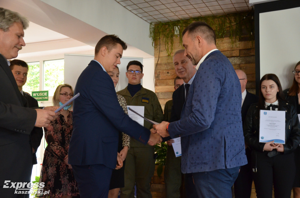 Wręczenie stypendiów starosty