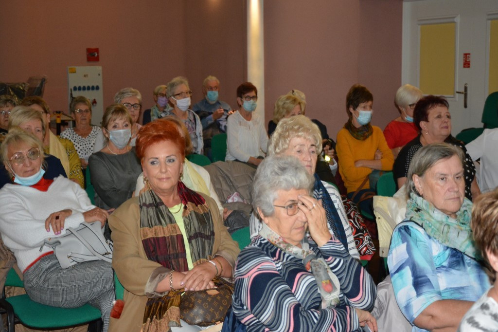 Kartuzy. 14 rok Uniwersytetu Trzeciego Wieku