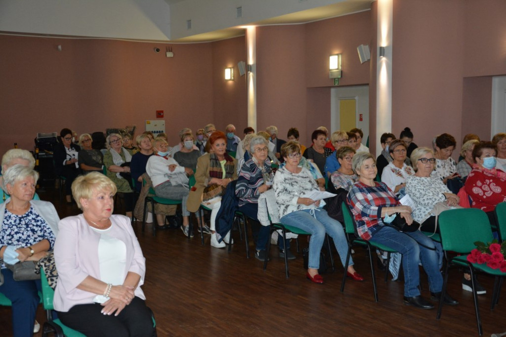 Kartuzy. 14 rok Uniwersytetu Trzeciego Wieku