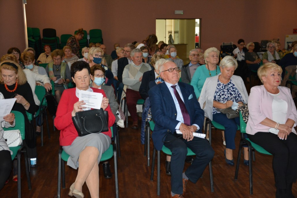 Kartuzy. 14 rok Uniwersytetu Trzeciego Wieku